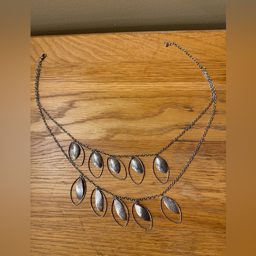 Two-tier layered metal necklace